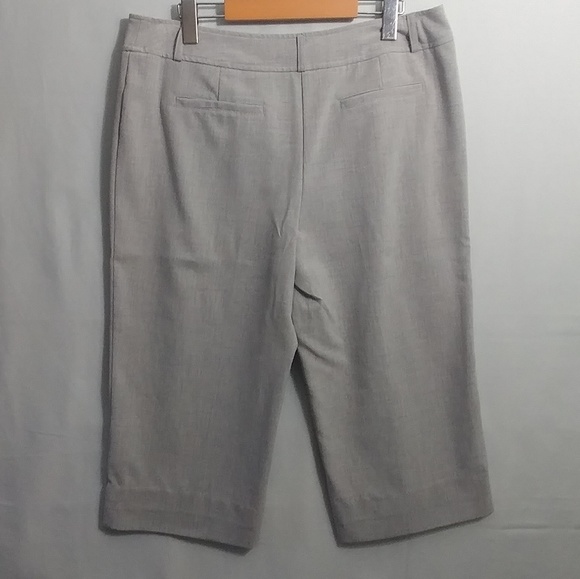 White House Black Market Grey Career Capri Hemmed - Picture 2 of 5